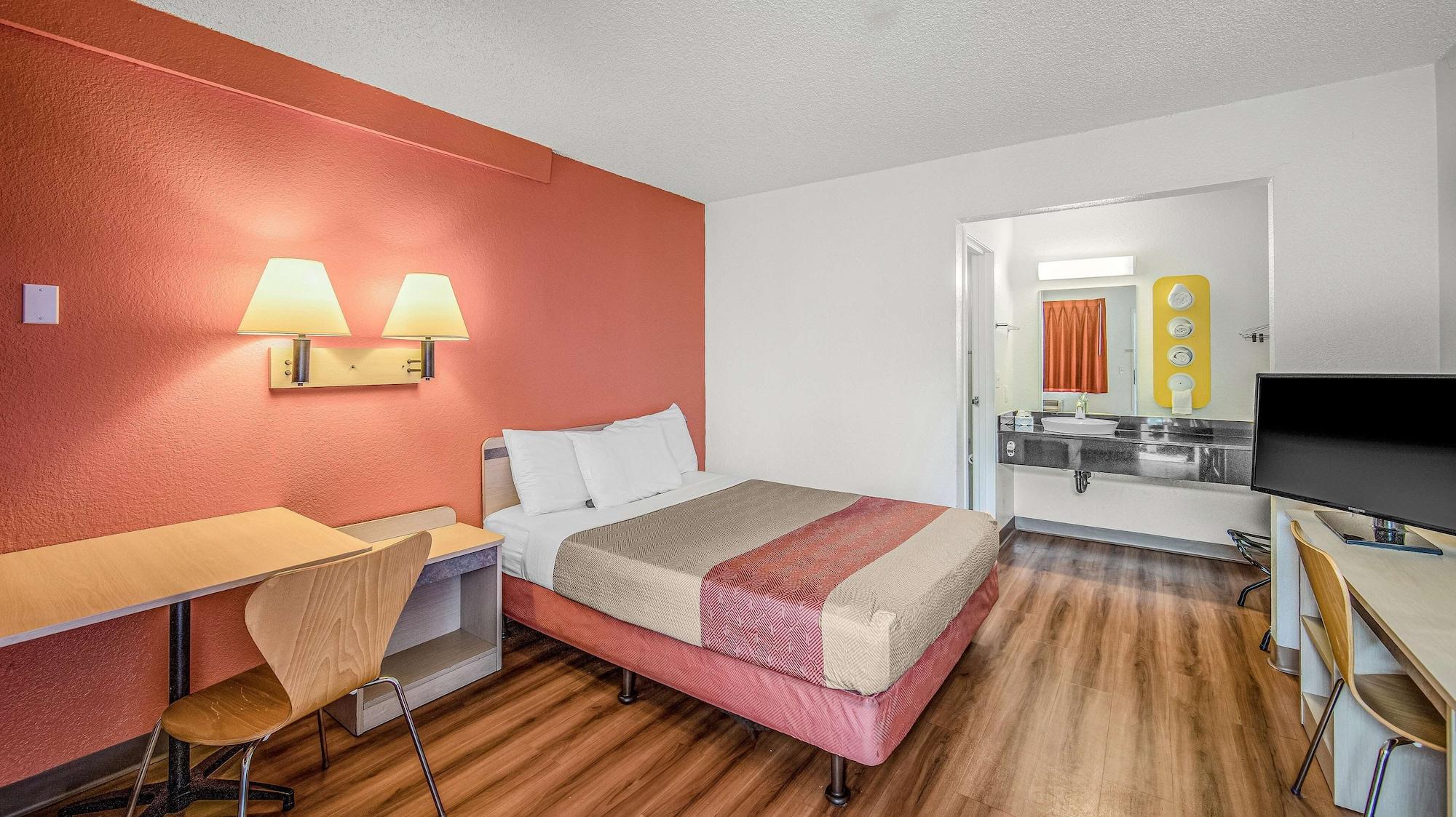 Motel 6-Eureka, Ca Redwood Coast Extérieur photo