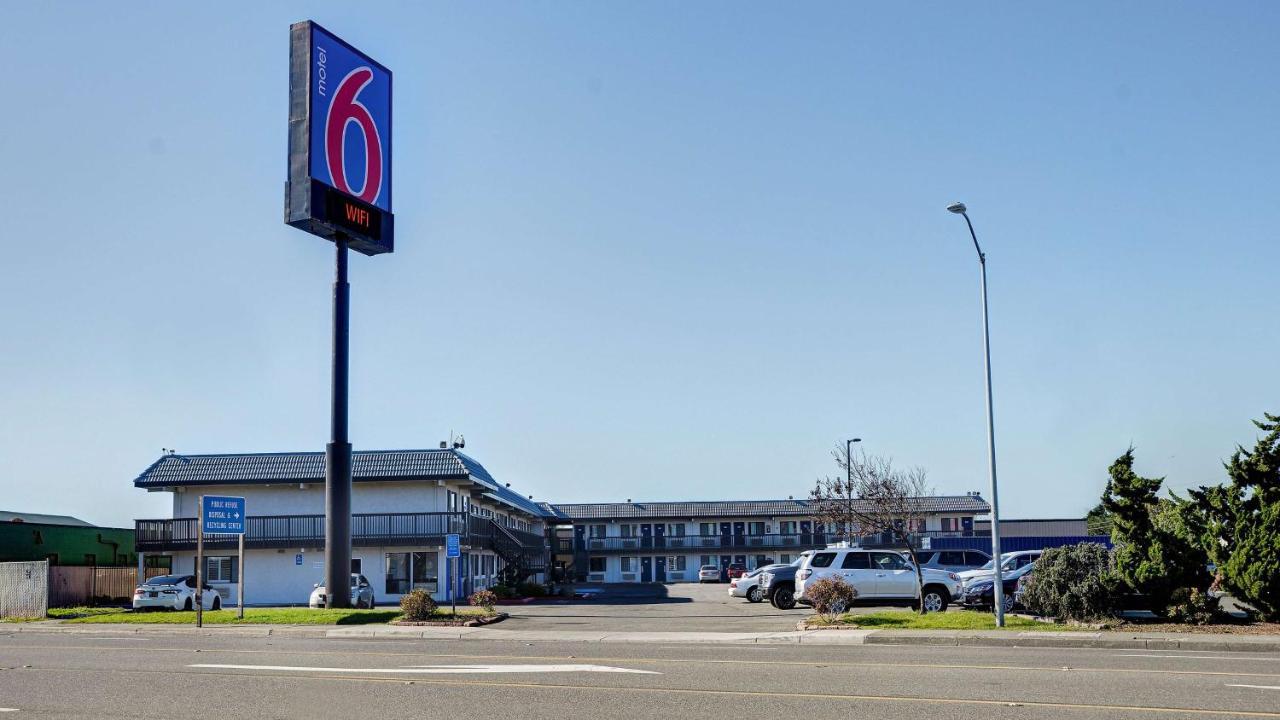 Motel 6-Eureka, Ca Redwood Coast Extérieur photo