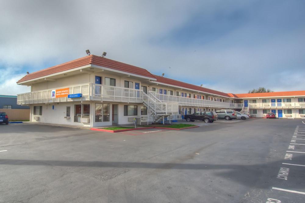 Motel 6-Eureka, Ca Redwood Coast Extérieur photo
